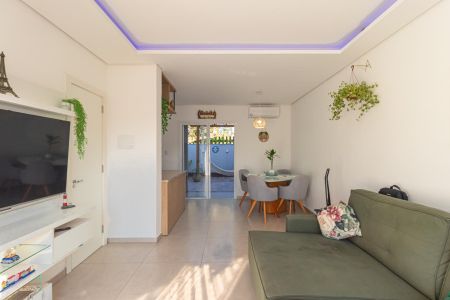 Casa à venda com 88m², 2 quartos e 2 vagas