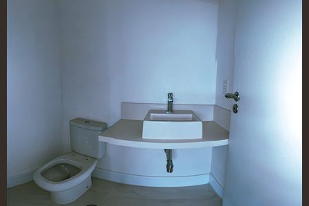 Apartamento à venda com 211m², 4 quartos e 3 vagas Apartamento à venda com 211m², 4 quartos e 3 vagasLavabo