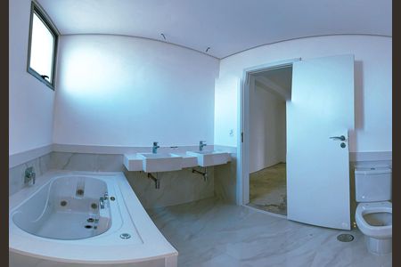 Apartamento à venda com 211m², 4 quartos e 3 vagas Apartamento à venda com 211m², 4 quartos e 3 vagasBanheiro da Suíte 2