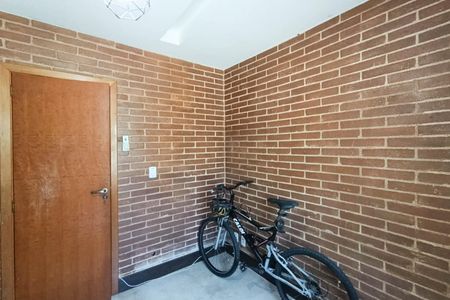 Casa para alugar com 160m², 3 quartos e 2 vagas Casa para alugar com 160m², 3 quartos e 2 vagasQuarto 1