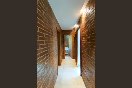 Casa para alugar com 160m², 3 quartos e 2 vagas Casa para alugar com 160m², 3 quartos e 2 vagasCorredor