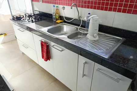 Casa para alugar com 160m², 3 quartos e 2 vagas Casa para alugar com 160m², 3 quartos e 2 vagasCozinha e Área de Serviço