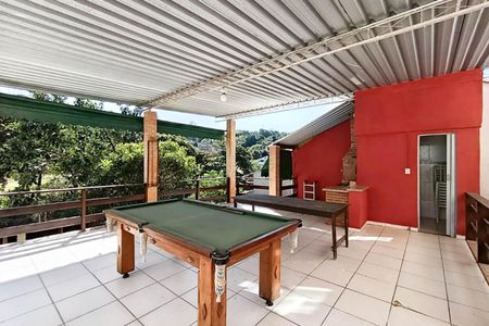 Casa para alugar com 160m², 3 quartos e 2 vagas Casa para alugar com 160m², 3 quartos e 2 vagasTerraço