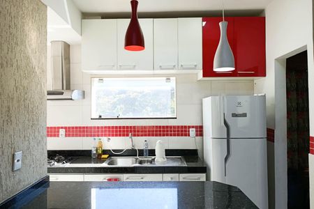 Casa para alugar com 160m², 3 quartos e 2 vagas Casa para alugar com 160m², 3 quartos e 2 vagasCozinha e Área de Serviço