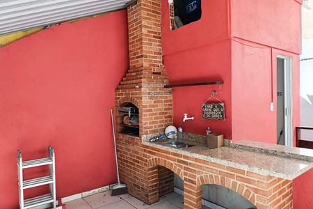 Casa para alugar com 160m², 3 quartos e 2 vagas Casa para alugar com 160m², 3 quartos e 2 vagasTerraço