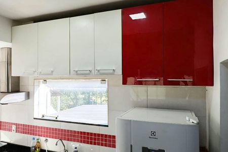 Casa para alugar com 160m², 3 quartos e 2 vagas Casa para alugar com 160m², 3 quartos e 2 vagasCozinha e Área de Serviço