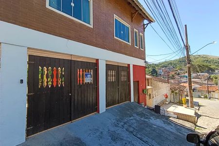 Casa para alugar com 160m², 3 quartos e 2 vagas Casa para alugar com 160m², 3 quartos e 2 vagasFachada