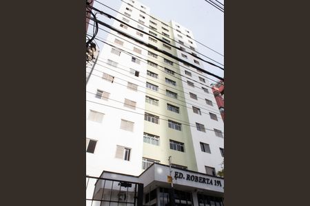 Apartamento à venda com 81m², 2 quartos e 1 vaga Apartamento à venda com 81m², 2 quartos e 1 vagaFachada