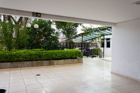 Apartamento à venda com 81m², 2 quartos e 1 vaga Apartamento à venda com 81m², 2 quartos e 1 vagaÁrea Comum