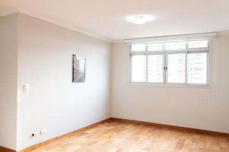 Apartamento à venda com 81m², 2 quartos e 1 vaga Apartamento à venda com 81m², 2 quartos e 1 vagaSala
