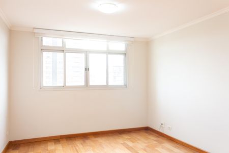 Apartamento à venda com 81m², 2 quartos e 1 vaga Apartamento à venda com 81m², 2 quartos e 1 vagaSala