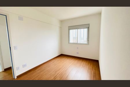 Apartamento para alugar com 82m², 2 quartos e 3 vagasQuarto