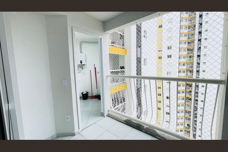 Varanda de apartamento para alugar com 2 quartos, 82m² em Parque Esplanada do Embu, Embu das Artes