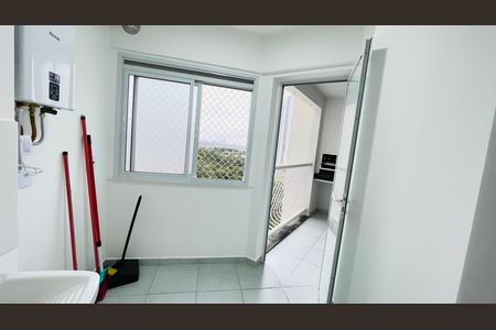 Área de serviço de apartamento para alugar com 2 quartos, 82m² em Parque Esplanada do Embu, Embu das Artes