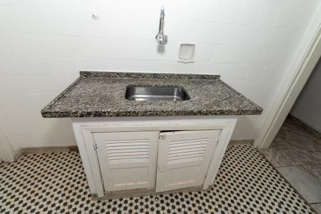 Cozinha de apartamento para alugar com 1 quarto, 36m² em Bom Retiro, São Paulo