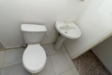 Banheiro de apartamento para alugar com 1 quarto, 36m² em Bom Retiro, São Paulo