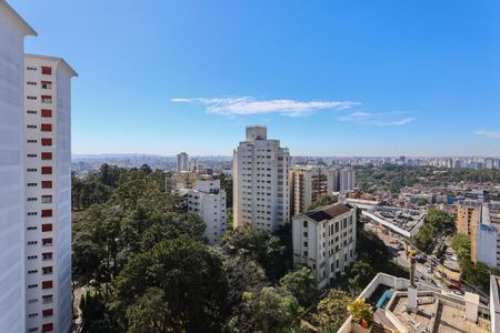 Vista da Suíte 2 de apartamento à venda com 4 quartos, 175m² em Vila Suzana, São Paulo