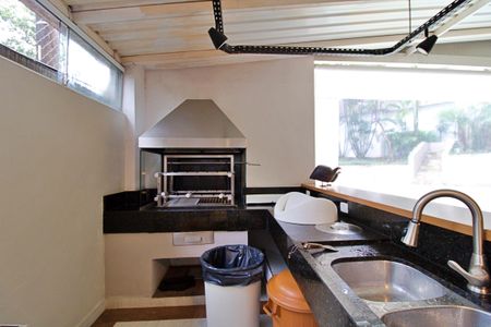 Área comum de apartamento à venda com 4 quartos, 175m² em Vila Suzana, São Paulo