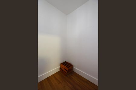 Área de Serviço de apartamento à venda com 4 quartos, 175m² em Vila Suzana, São Paulo