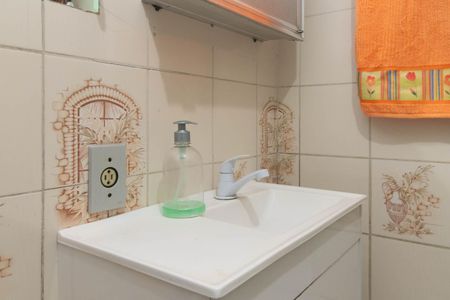 Casa à venda com 130m², 3 quartos e 3 vagas Casa à venda com 130m², 3 quartos e 3 vagasBanheiro 2