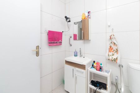 Casa à venda com 130m², 3 quartos e 3 vagas Casa à venda com 130m², 3 quartos e 3 vagasBanheiro Social