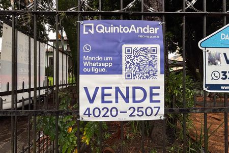 Casa à venda com 130m², 3 quartos e 3 vagas Casa à venda com 130m², 3 quartos e 3 vagasPlaca