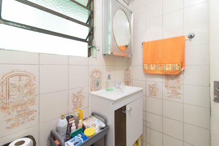 Casa à venda com 130m², 3 quartos e 3 vagas Casa à venda com 130m², 3 quartos e 3 vagasBanheiro 2