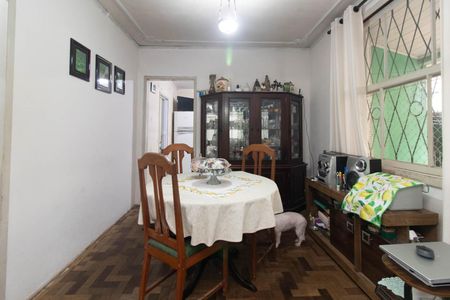 Casa à venda com 130m², 3 quartos e 3 vagas Casa à venda com 130m², 3 quartos e 3 vagasSala
