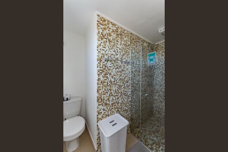 Apartamento à venda com 136m², 3 quartos e 2 vagas Apartamento à venda com 136m², 3 quartos e 2 vagasBanheiro do quarto 2 Suíte