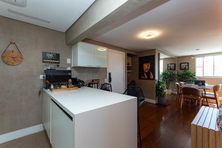 Apartamento à venda com 136m², 3 quartos e 2 vagas Apartamento à venda com 136m², 3 quartos e 2 vagasSala