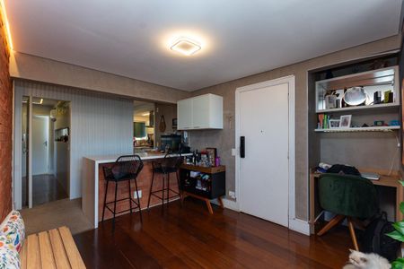 Apartamento à venda com 136m², 3 quartos e 2 vagas Apartamento à venda com 136m², 3 quartos e 2 vagasSala