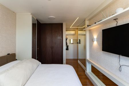 Apartamento à venda com 136m², 3 quartos e 2 vagas Apartamento à venda com 136m², 3 quartos e 2 vagasQuarto 2 Suíte