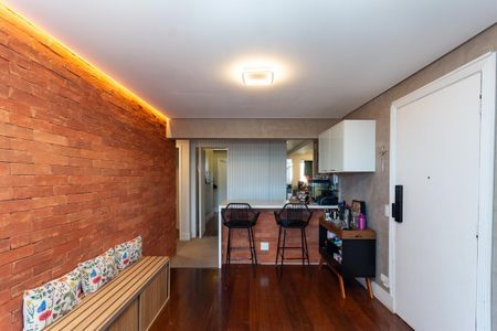 Apartamento à venda com 136m², 3 quartos e 2 vagas Apartamento à venda com 136m², 3 quartos e 2 vagasSala