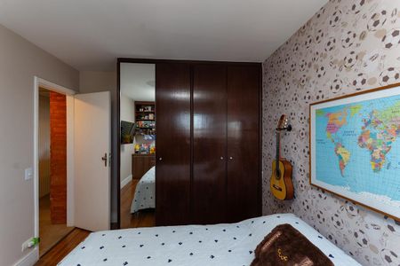 Apartamento à venda com 136m², 3 quartos e 2 vagas Apartamento à venda com 136m², 3 quartos e 2 vagasQuarto 1