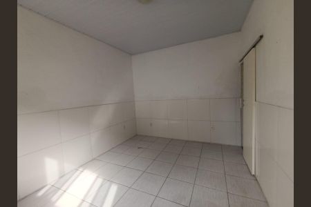Quarto  de casa para alugar com 1 quarto, 25m² em Piam, Belford Roxo