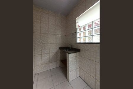Cozinha de casa para alugar com 1 quarto, 25m² em Piam, Belford Roxo