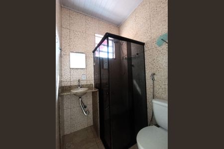 Banheiro de casa para alugar com 1 quarto, 25m² em Piam, Belford Roxo