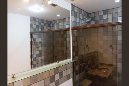 Banheiro suíte 1 de apartamento para alugar com 2 quartos, 75m² em Barra da Tijuca, Rio de Janeiro
