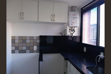 Cozinha de apartamento para alugar com 2 quartos, 75m² em Barra da Tijuca, Rio de Janeiro
