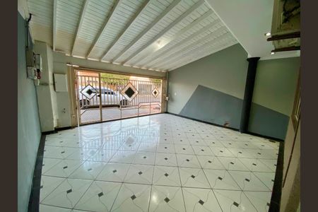 Garagem de casa para alugar com 4 quartos, 209m² em Jardim Joao Paulo II, Sumaré