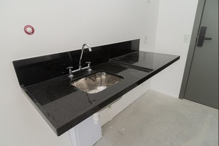 Cozinha de kitnet/studio à venda com 1 quarto, 22m² em Consolação, São Paulo