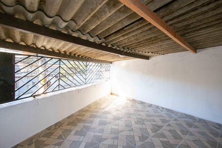Casa para alugar com 152m², 2 quartos e 2 vagasVaranda