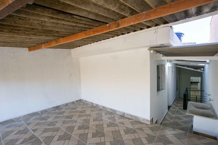 Casa para alugar com 152m², 2 quartos e 2 vagasVaranda