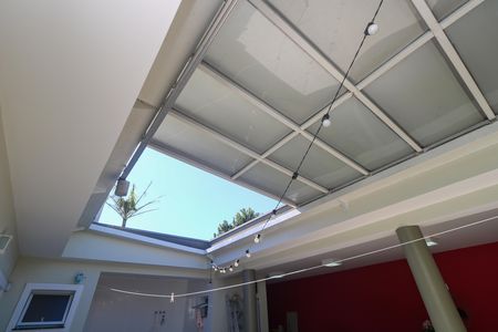 Casa para alugar com 400m², 3 quartos e 5 vagas Casa para alugar com 400m², 3 quartos e 5 vagasCobertura Abre e Fecha