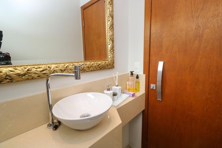 Casa para alugar com 400m², 3 quartos e 5 vagas Casa para alugar com 400m², 3 quartos e 5 vagasLavabo