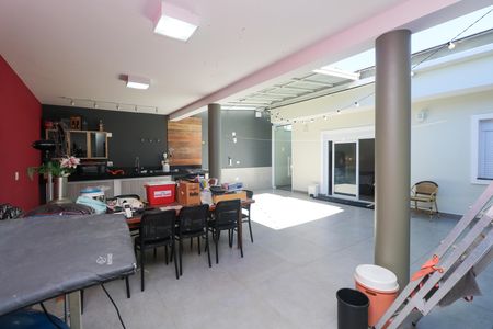 Casa para alugar com 400m², 3 quartos e 5 vagas Casa para alugar com 400m², 3 quartos e 5 vagasÁrea gourmet