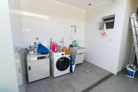 Casa para alugar com 400m², 3 quartos e 5 vagas Casa para alugar com 400m², 3 quartos e 5 vagasÁrea de Serviço