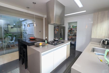 Cozinha de casa para alugar com 3 quartos, 400m² em Campestre, Santo André