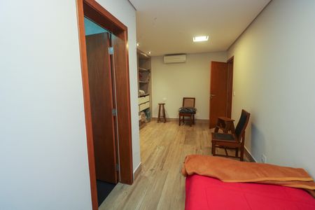 Casa para alugar com 400m², 3 quartos e 5 vagas Casa para alugar com 400m², 3 quartos e 5 vagasSuíte 3