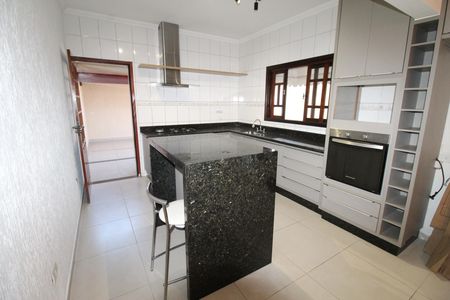 Casa para alugar com 117m², 3 quartos e 2 vagasCozinha